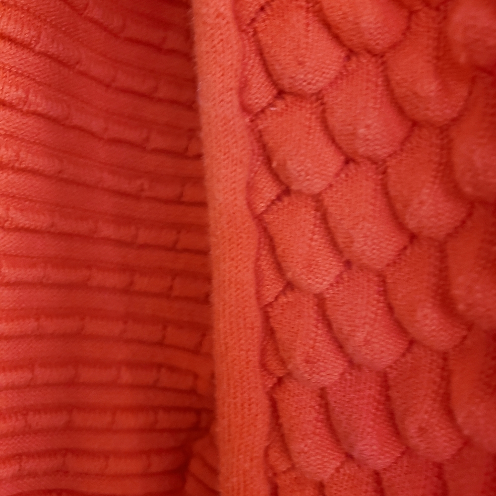 Jaunty Orange Pullover - Picture 2 of 3
